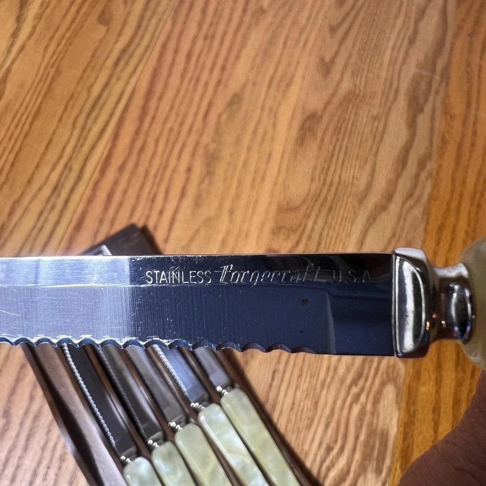 Vintage Washington Forge Town & Country Steak Knives Set 6 Wood Rack USA